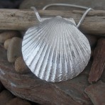Scallop Shell Pendant – Large – Fine Silver